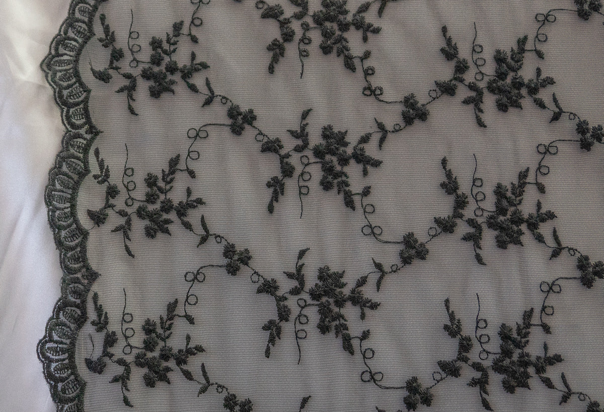 Universe Lace Fabric Bridal Veil Corded Flowers # 110011